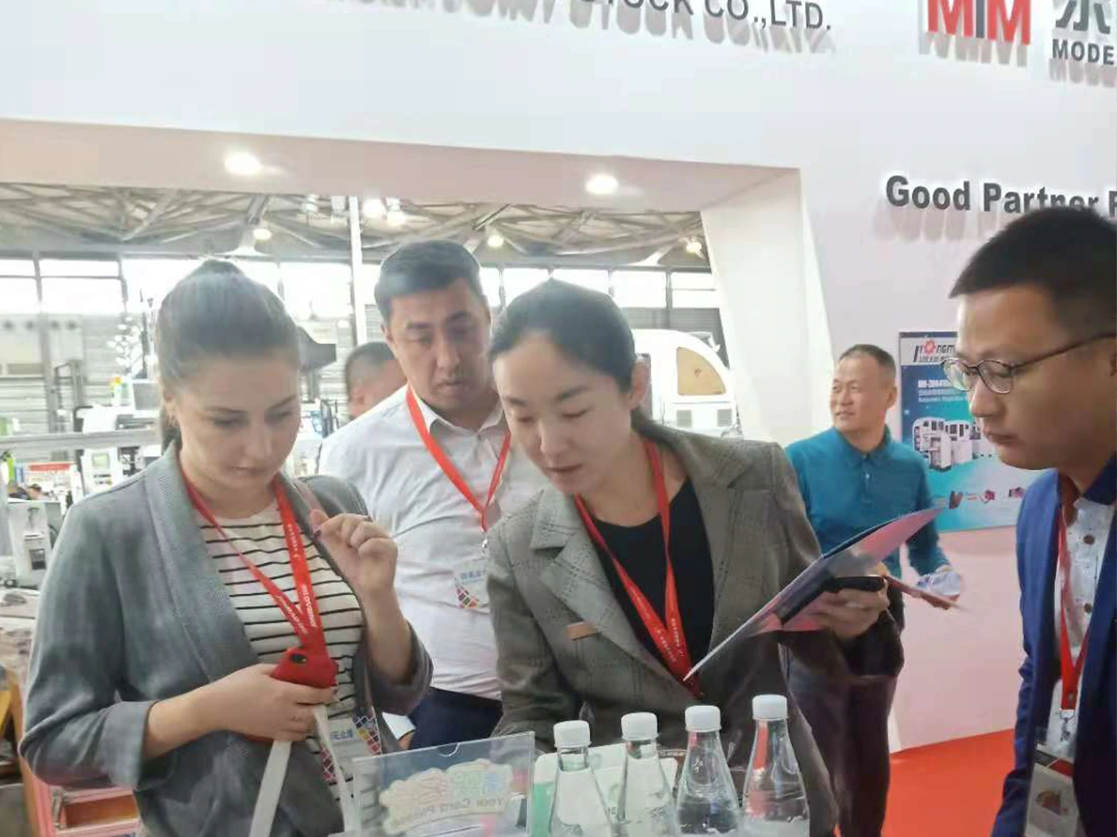 PrintBar (Shanghai Chenjie) booth at All in Print China 2018 Shanghai: Leading supplier of offset rubber blankets and printing inks at the international exhibition.